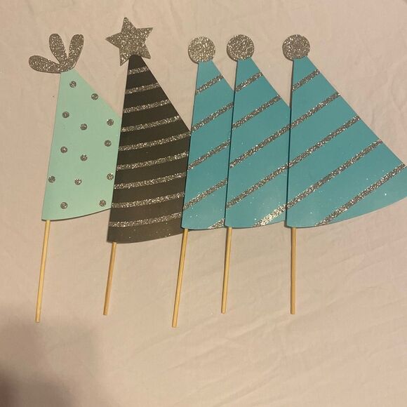 Perfect Occasions Sweet 16 Themed Photo Booth Decor Props Set of 46 Props EUC - Picture 9 of 14